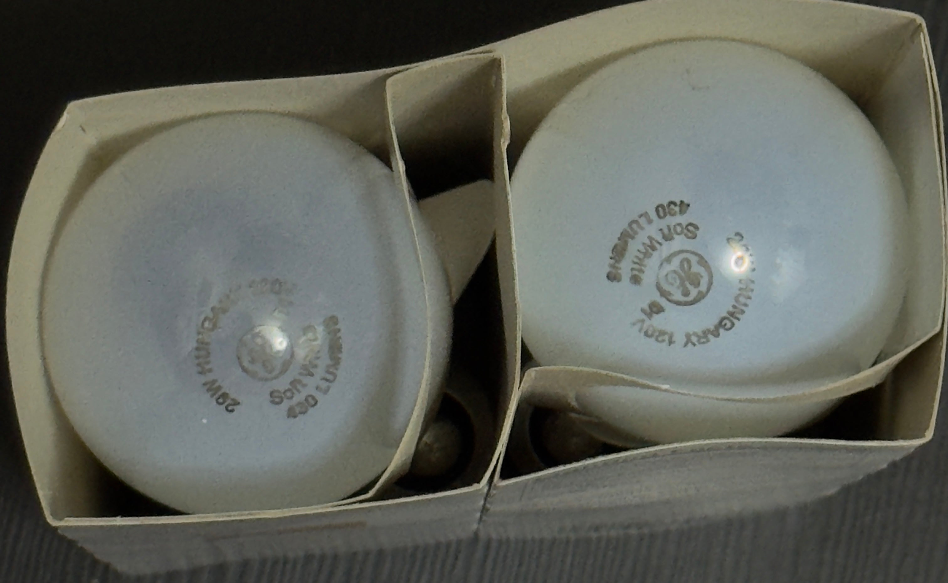 GE 40W Short White (Uses only 29W) Replacement 4 Light Bulbs A19 Shape E26 Screw